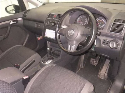 Volkswagen GOLF TOURAN