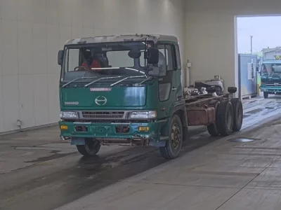 Hino TRUCK