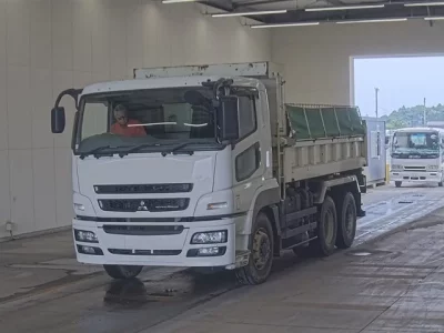 Mitsubishi SUPER GREAT