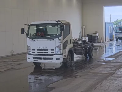 Isuzu FORWARD