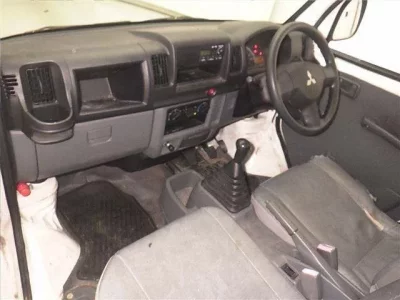 Mitsubishi MINICAB TRUCK