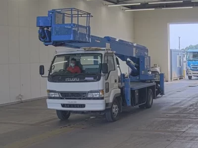 Isuzu JUSTON