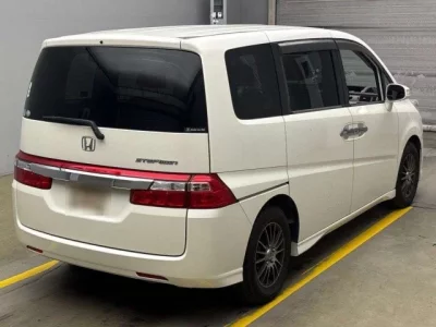 Honda STEP WAGON