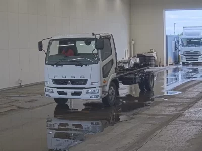 Mitsubishi FUSO FIGHTER