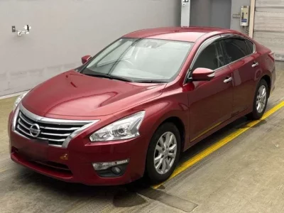 Nissan TEANA