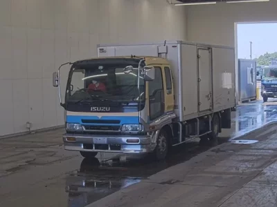 Isuzu FORWARD