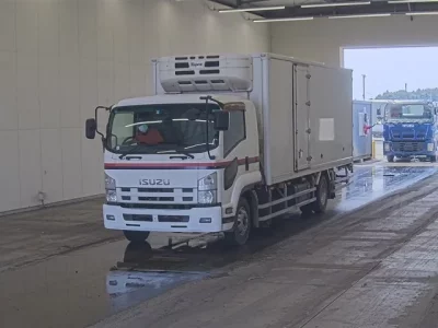 Isuzu FORWARD