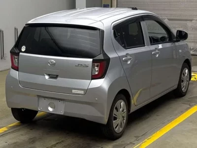 Daihatsu MIRA E S