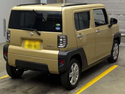 Daihatsu TAFT