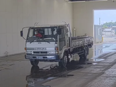 Isuzu FORWARD