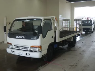 Isuzu ELF