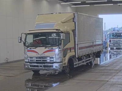 Isuzu FORWARD