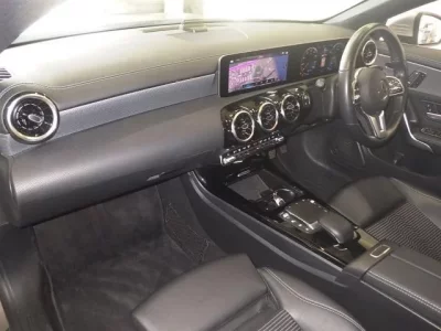 Mercedes-Benz CLA CLASS