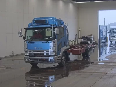 Isuzu FORWARD