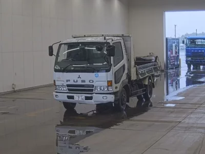 Mitsubishi FUSO FIGHTER