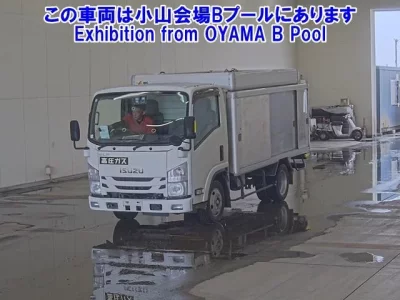 Isuzu ELF