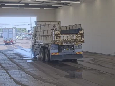 Hino TRUCK