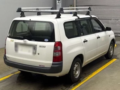 Toyota SUCCEED