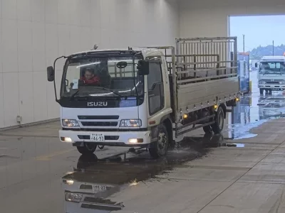 Isuzu FORWARD