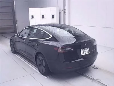 Tesla MODEL3