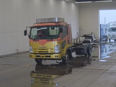 Isuzu FORWARD