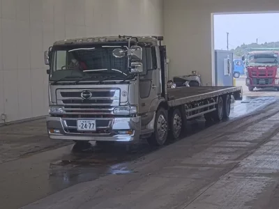 Hino TRUCK