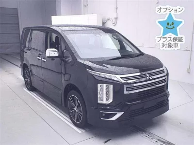 Mitsubishi DELICA D5