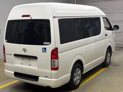 Toyota REGIUS ACE VAN