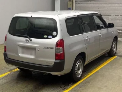 Toyota SUCCEED