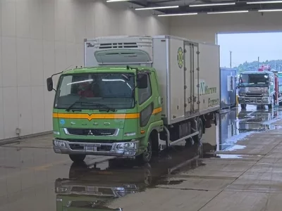Mitsubishi FUSO FIGHTER