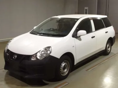 Nissan AD