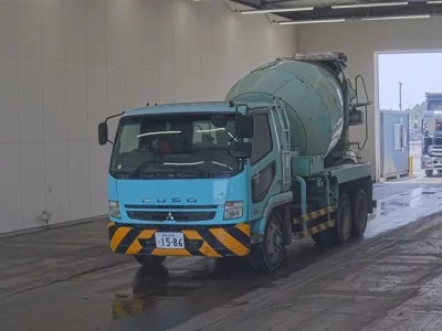 Mitsubishi FUSO FIGHTER