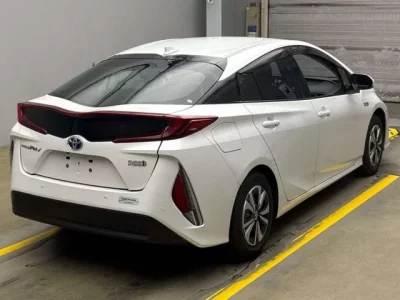 Toyota PRIUS PHV