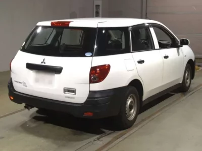 Mitsubishi LANCER VAN