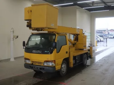 Isuzu ELF