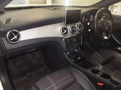 Mercedes-Benz GLA CLASS