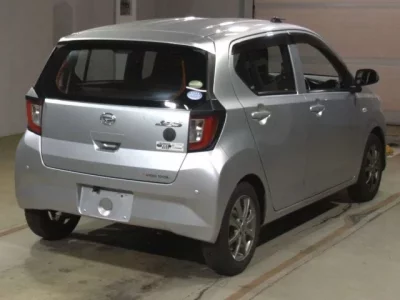 Daihatsu MIRA E S