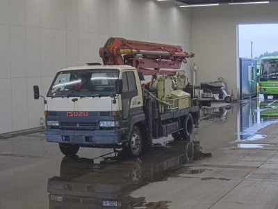 Isuzu JUSTON