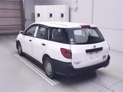 Nissan AD