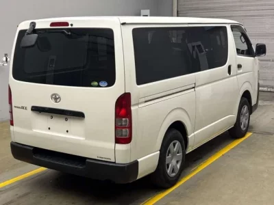 Toyota REGIUS ACE VAN