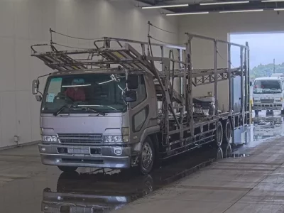 Mitsubishi FUSO FIGHTER