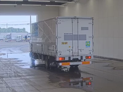Mitsubishi FUSO FIGHTER