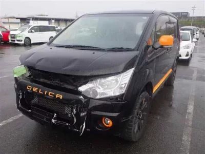 Mitsubishi DELICA D5
