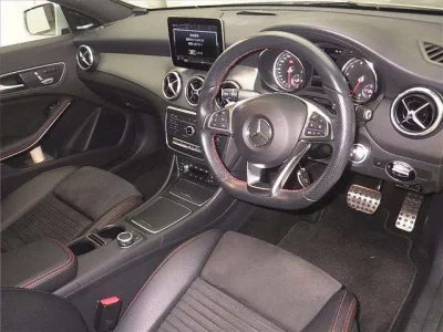 Mercedes-Benz CLA CLASS