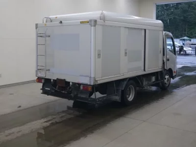 Hino DUTRO