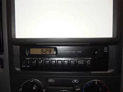 Mitsubishi LANCER VAN