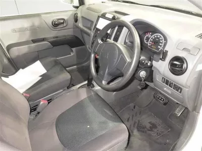 Mitsubishi LANCER VAN