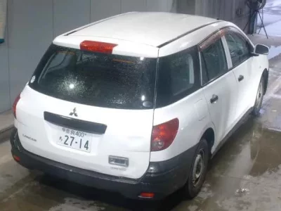 Mitsubishi LANCER VAN