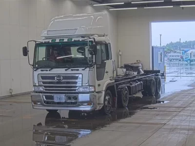 Hino TRUCK