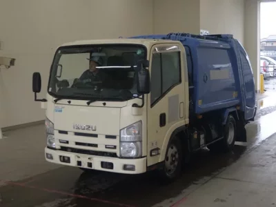 Isuzu ELF